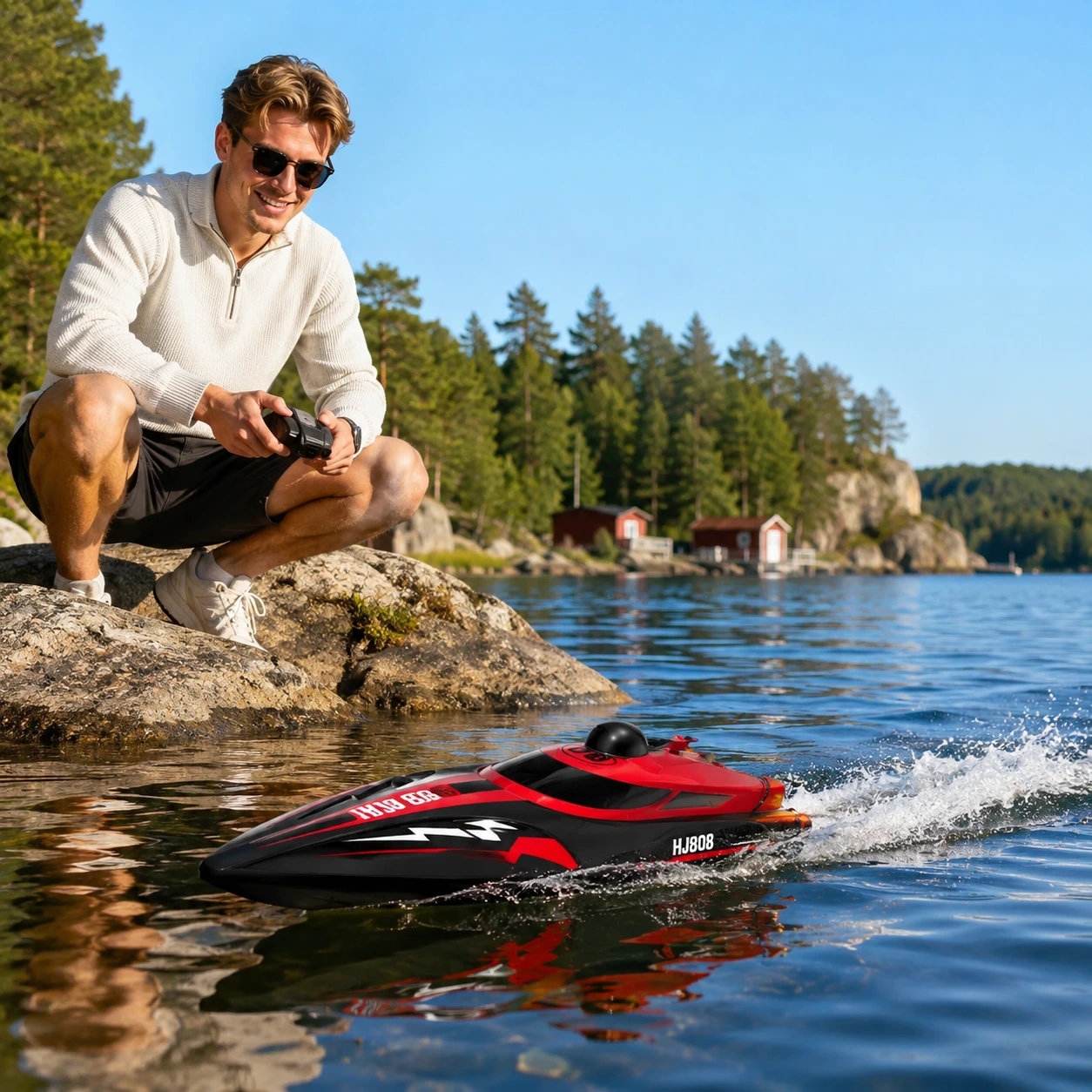 Radiostyrd racerbåt 2,4 GHz med 150 m räckvidd