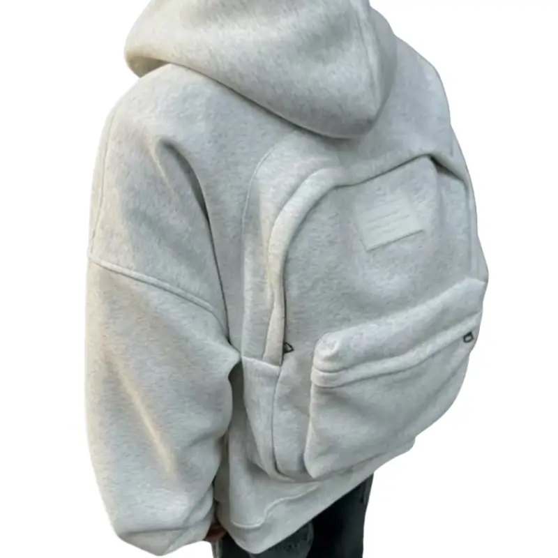 Hoodie med Ryggsäck 2