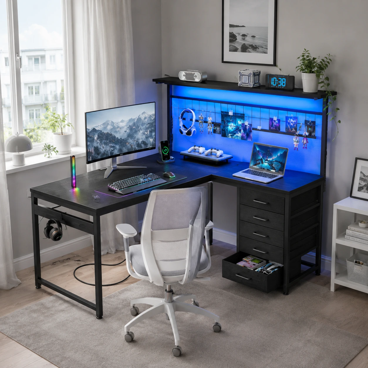 L-format gamingbord med hylla, LED och 4 lådor