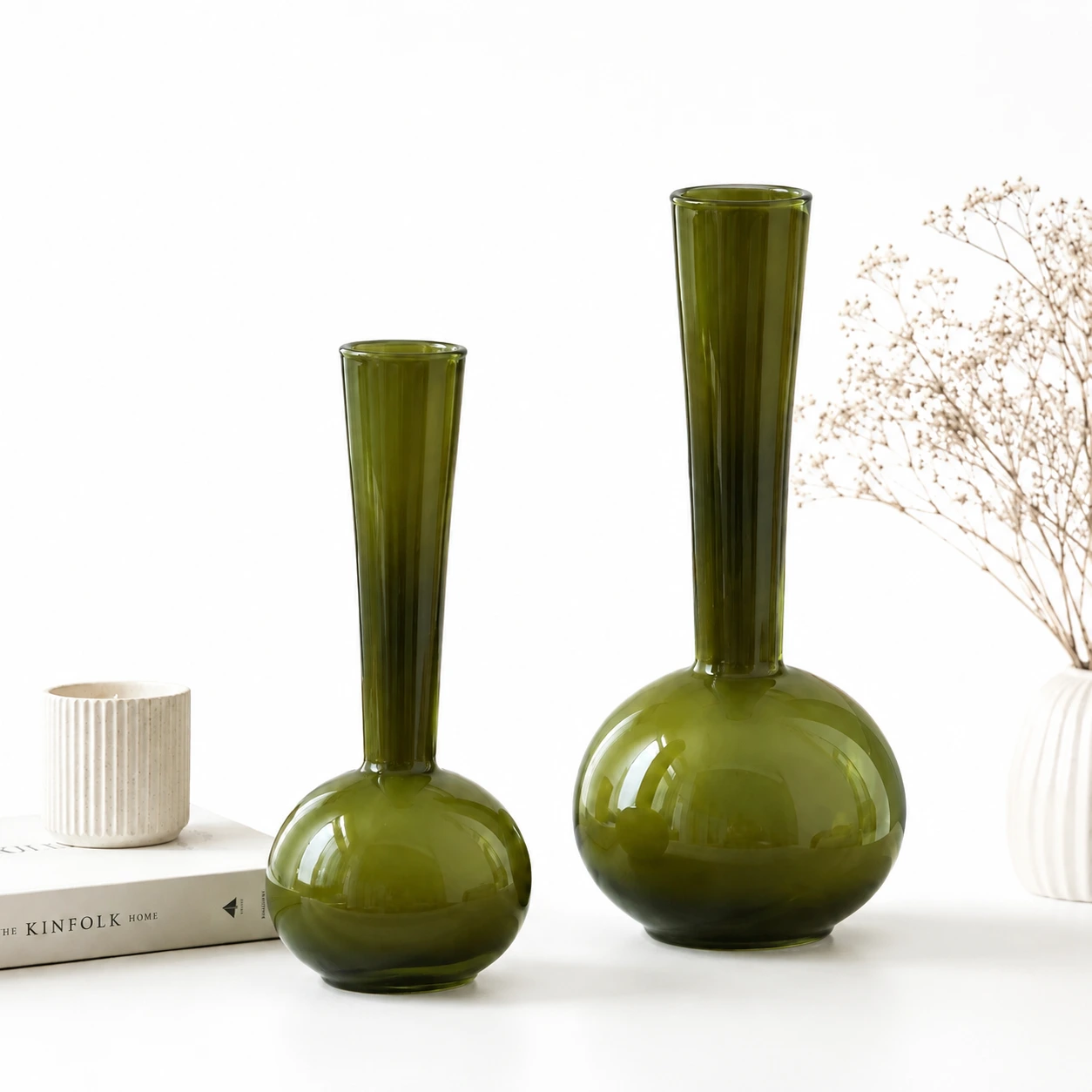 Grön Glasvas – Rund Bas & Smal Hals