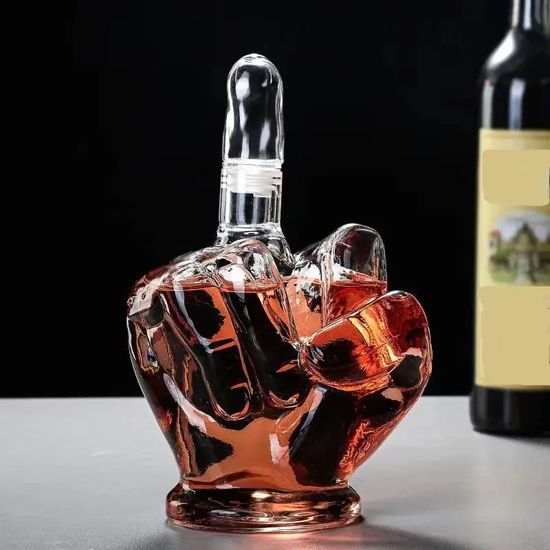 Whiskeykaraff i Form av Finger 1000ML 2