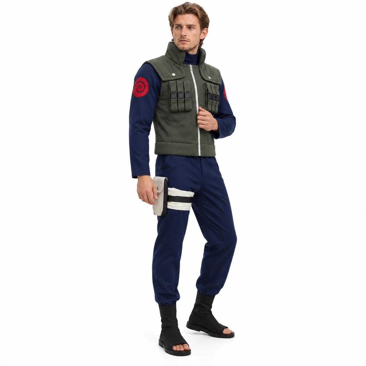 Ninja-cosplayasu sinisellä univormulla ja vihreällä liivillä