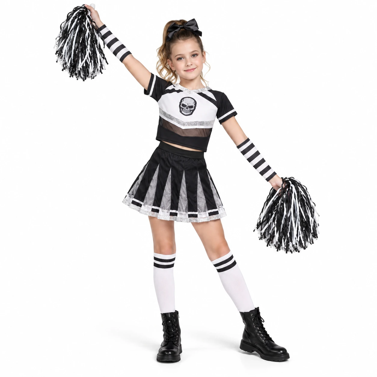 Lasten musta cheerleader-asu yläosalla ja hameella