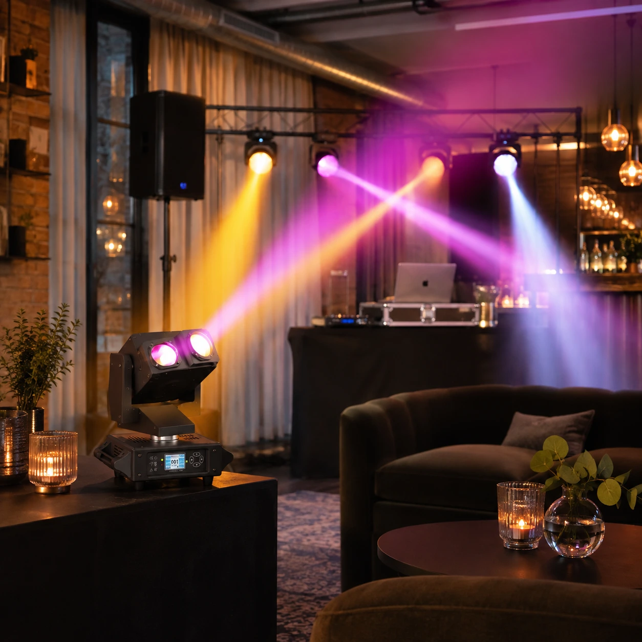 Moving head scenlampa med DMX512 och RGBW LED