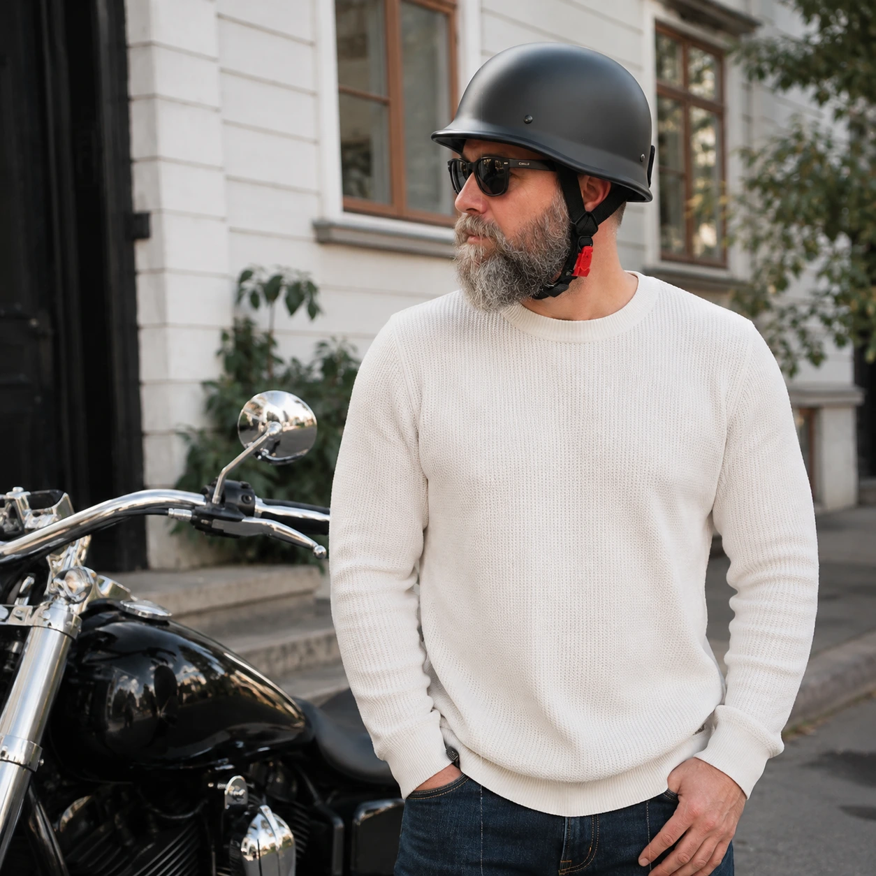 Halvhjälm för motorcykel och moped