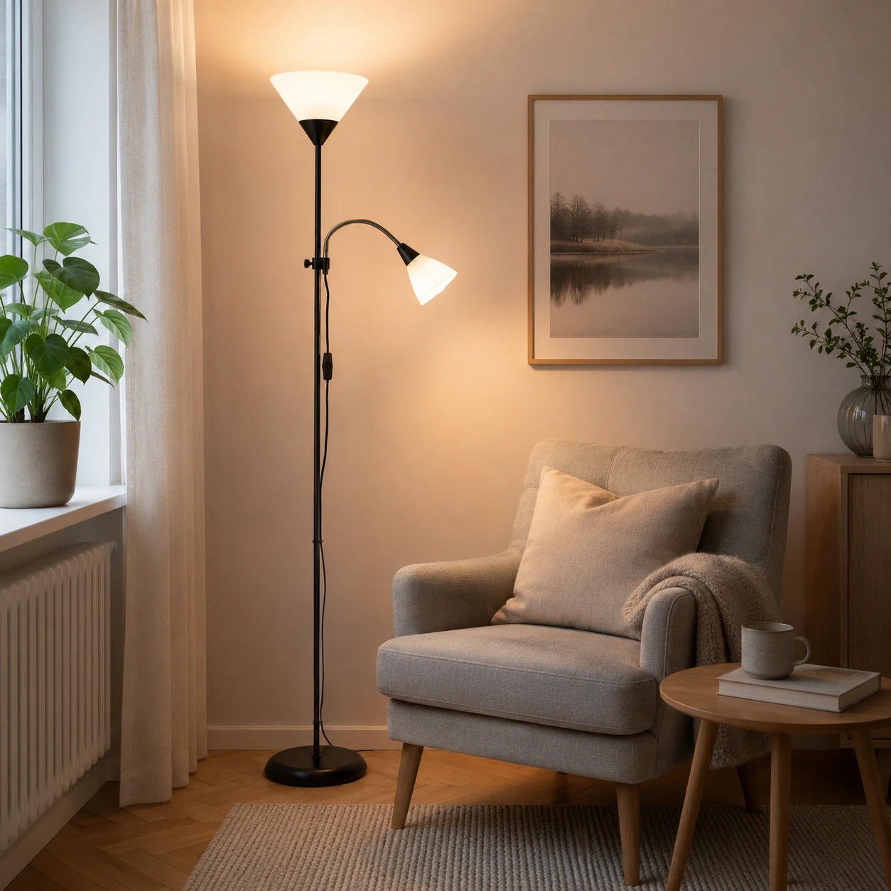 Golvlampa med Flexibel Läsarm och Tung Bas 180 cm