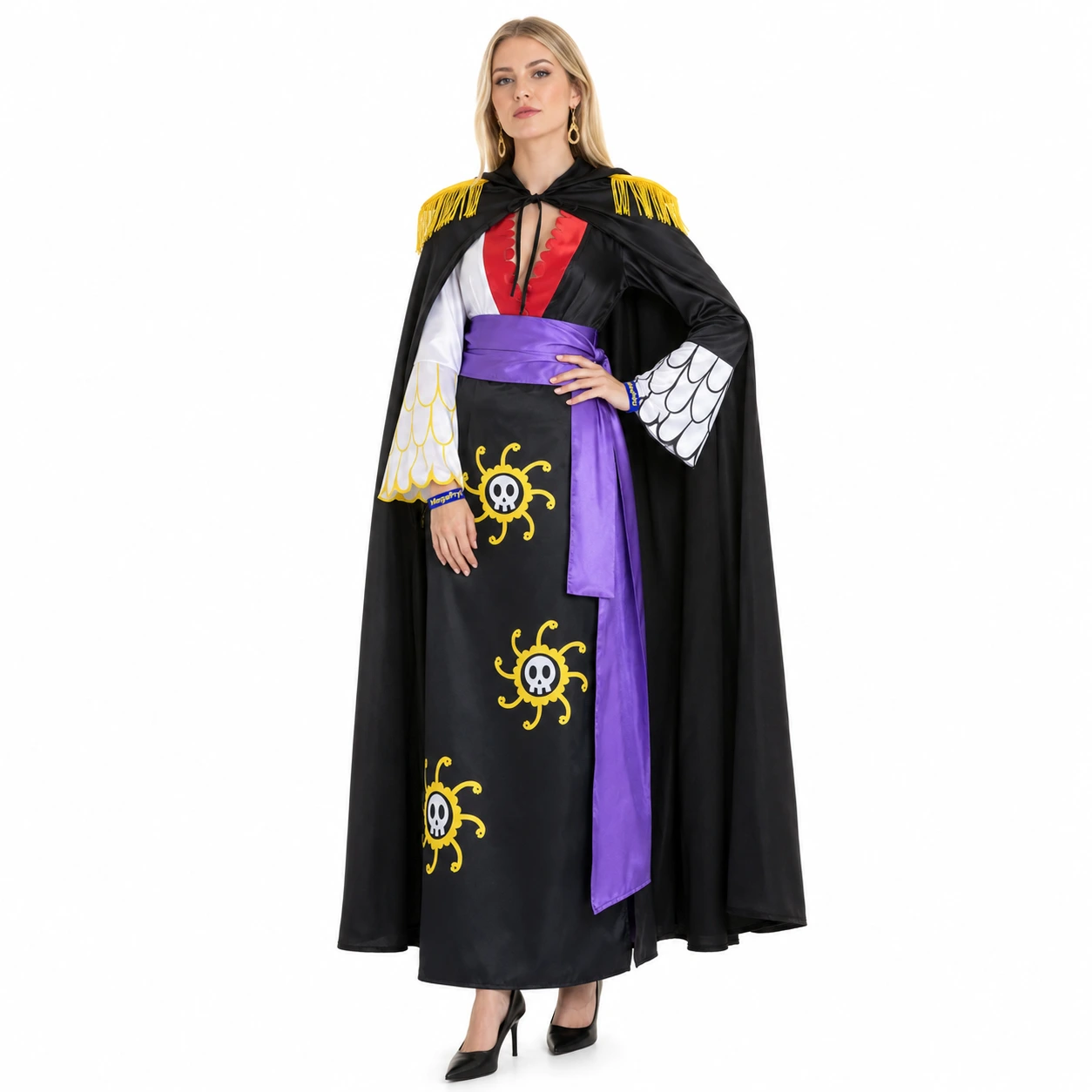 Cosplaydräkt med mantel och örhängen