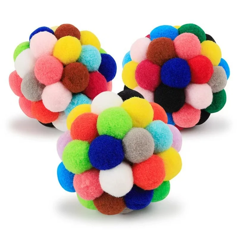 Kattleksak – Flerfärgad Plyschboll