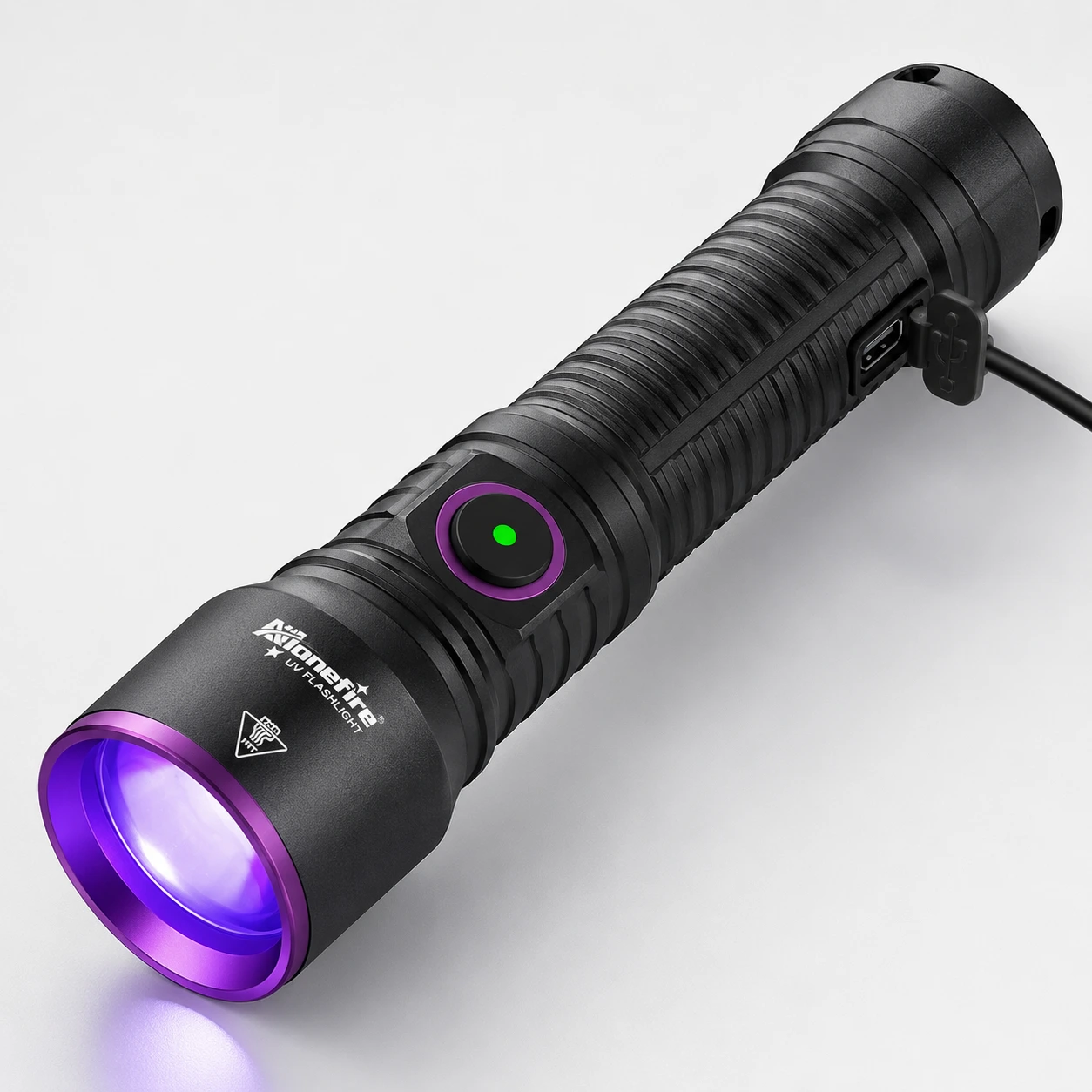 UV-ficklampa 365 nm med USB-C-laddning