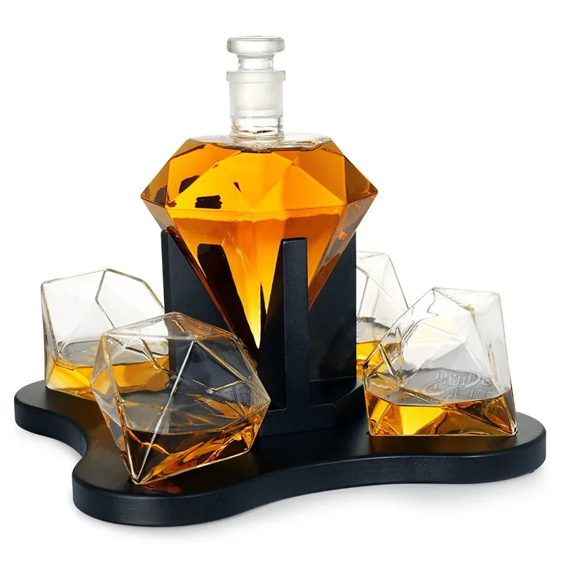 Diamantformat Whiskeyglas – Klar & Blyfri